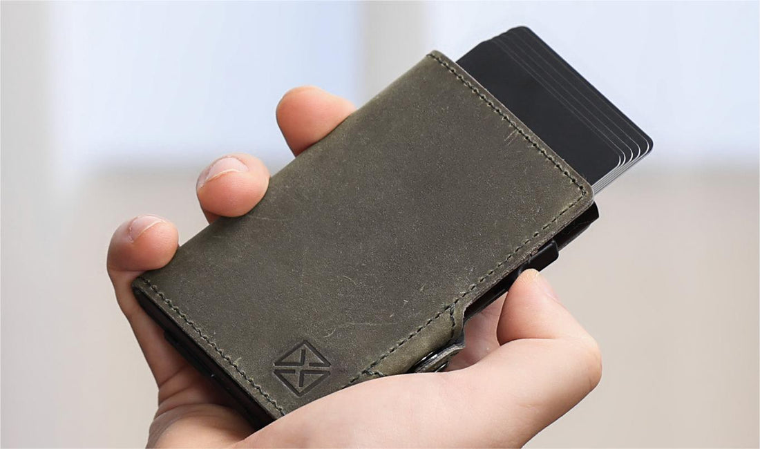 Pop-Up Slim Wallet - A Modern Essential